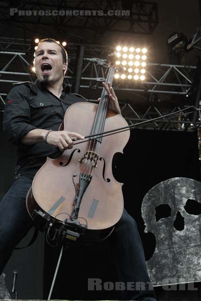 APOCALYPTICA - 2008-08-28 - SAINT CLOUD - Domaine National - Grande Scene - 